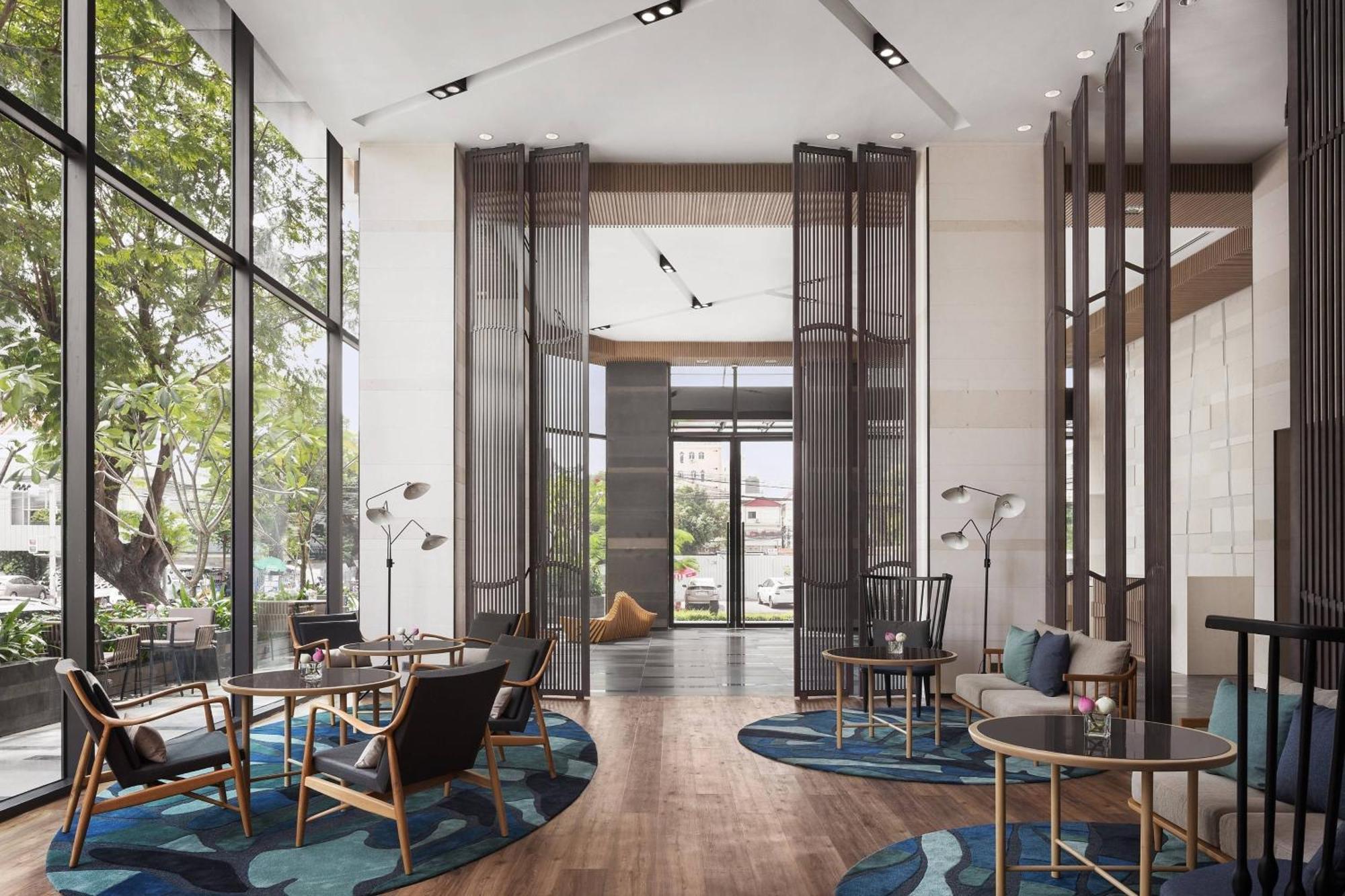 Courtyard By Marriott Phnom Penh Hotel Exterior foto